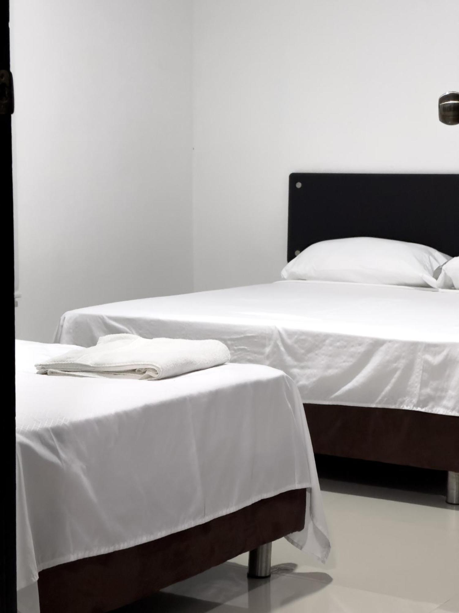Hotel Bazurto Plaza Cartagena Exterior foto